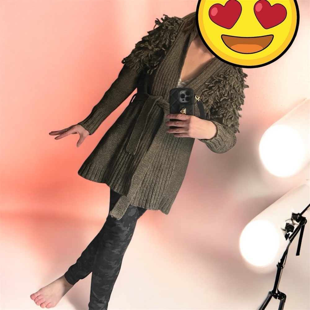 GRIFFLIN ❄️ Acrylic & Lane Frill cardigan 💎 unique & rare - just like you❣️